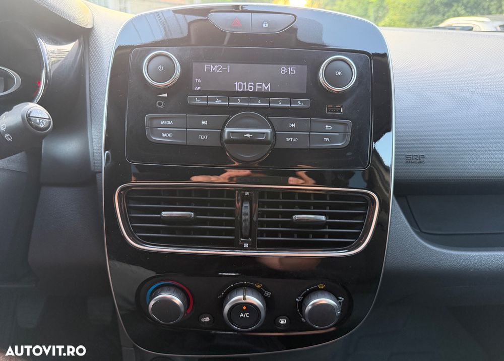Renault Clio - 7