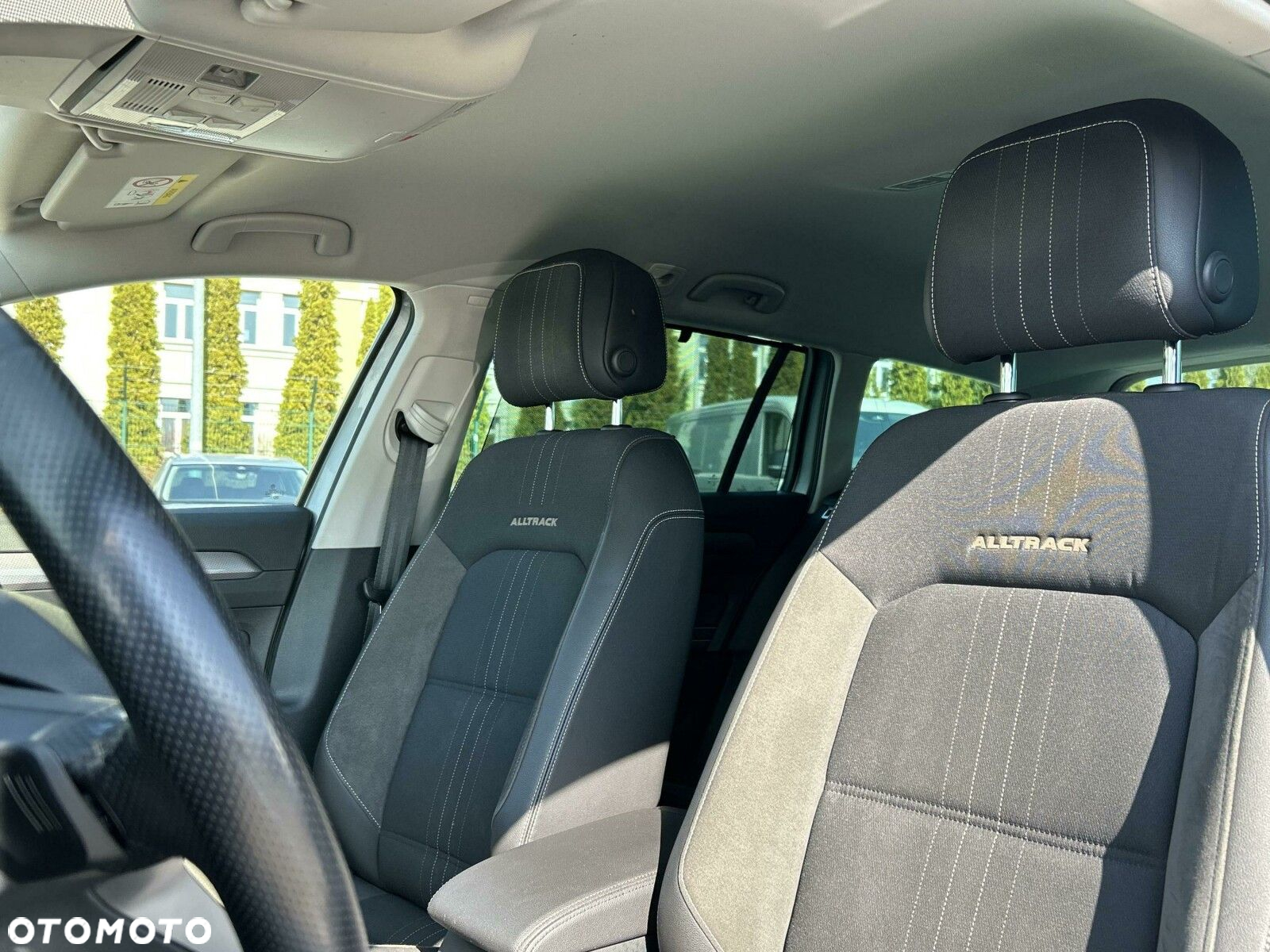 Volkswagen Passat - 10
