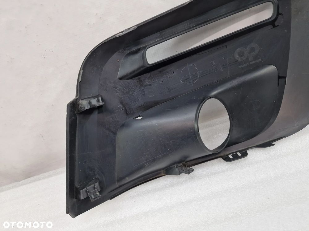CITROEN BERLINGO / PEUGEOT PARTNER II LIFT III 14- PRAWA KRATKA BOCZNA ZDERZAKA PRZEDNIEGO PRZÓD , NR 9810965677 / 9810965877 , NR AUKCJI D/44 - 16