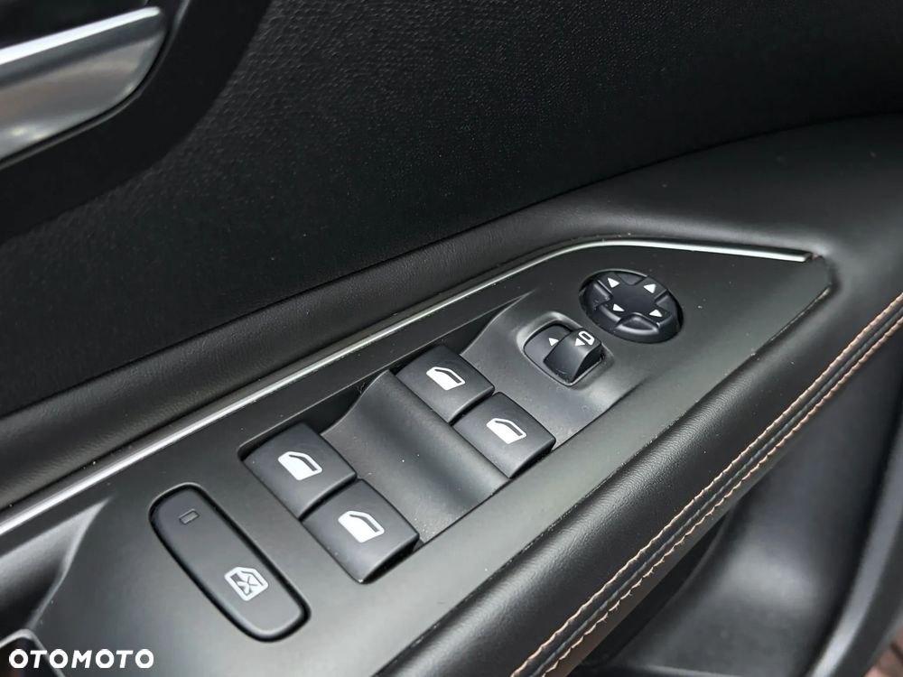 Peugeot 3008 BlueHDi 150 Stop & Start Business-Line - 36