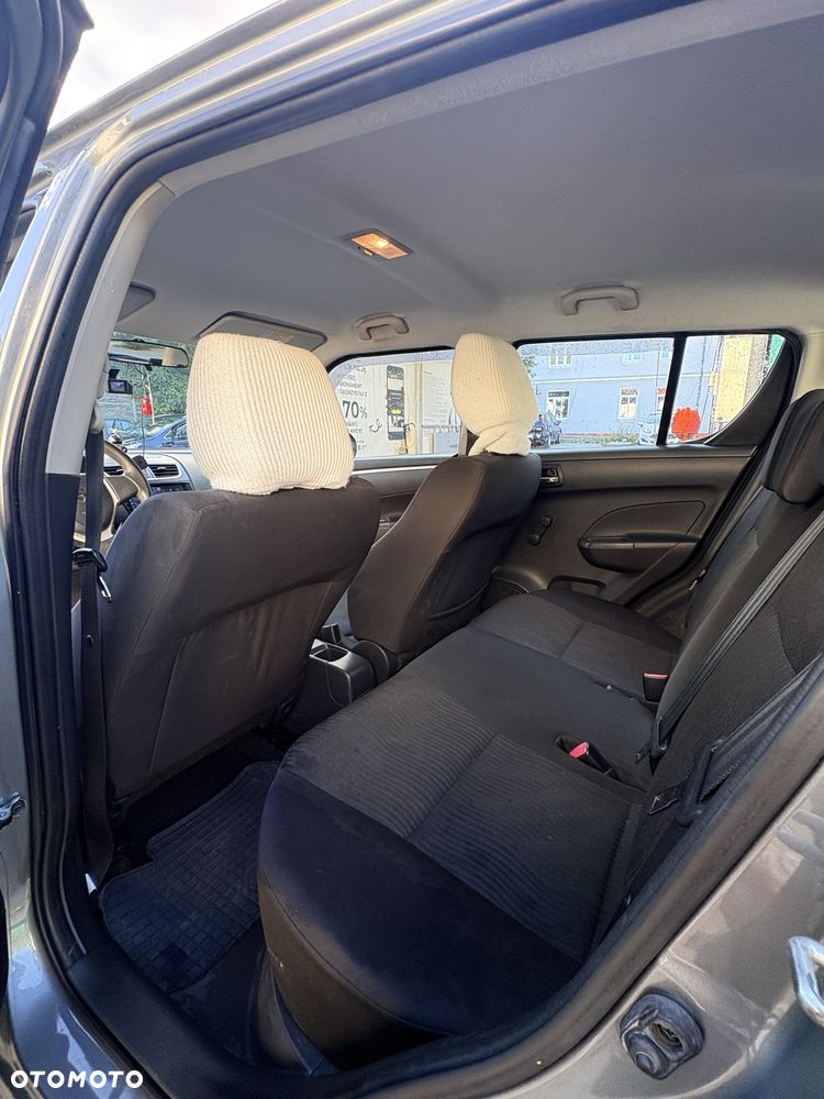 Suzuki Swift - 8