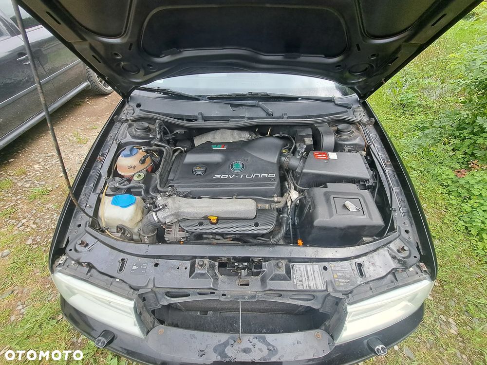 Skoda Octavia 1.8T Tour RS - 16