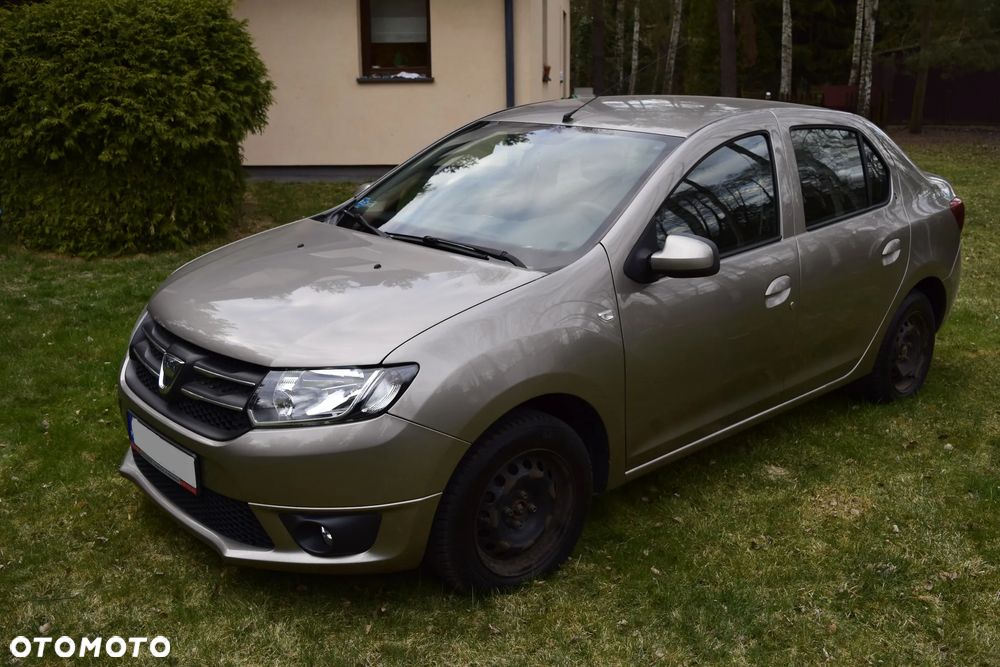 Dacia Logan 1.2 16V Laureate EU6 - 1