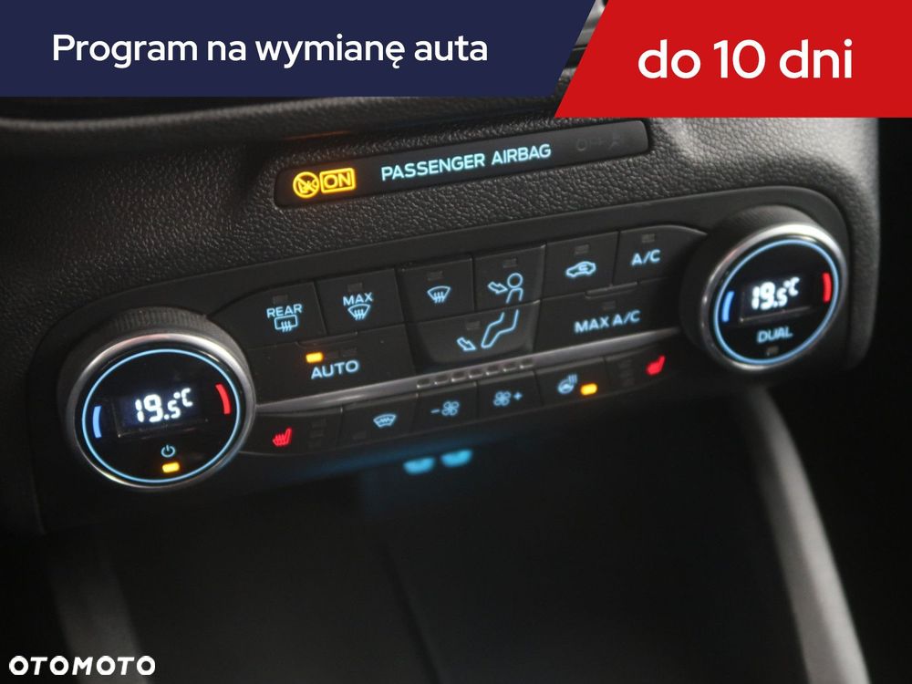 Ford Focus SW - 14