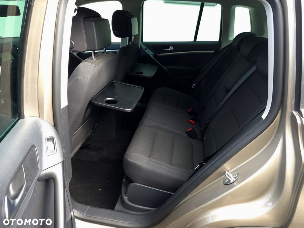 Volkswagen Tiguan 2.0 TDI Perfectline - 8