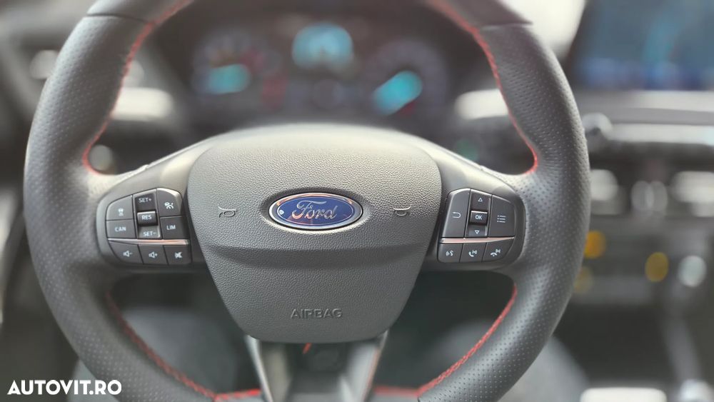 Ford Focus 1.5 EcoBoost ST-Line - 17