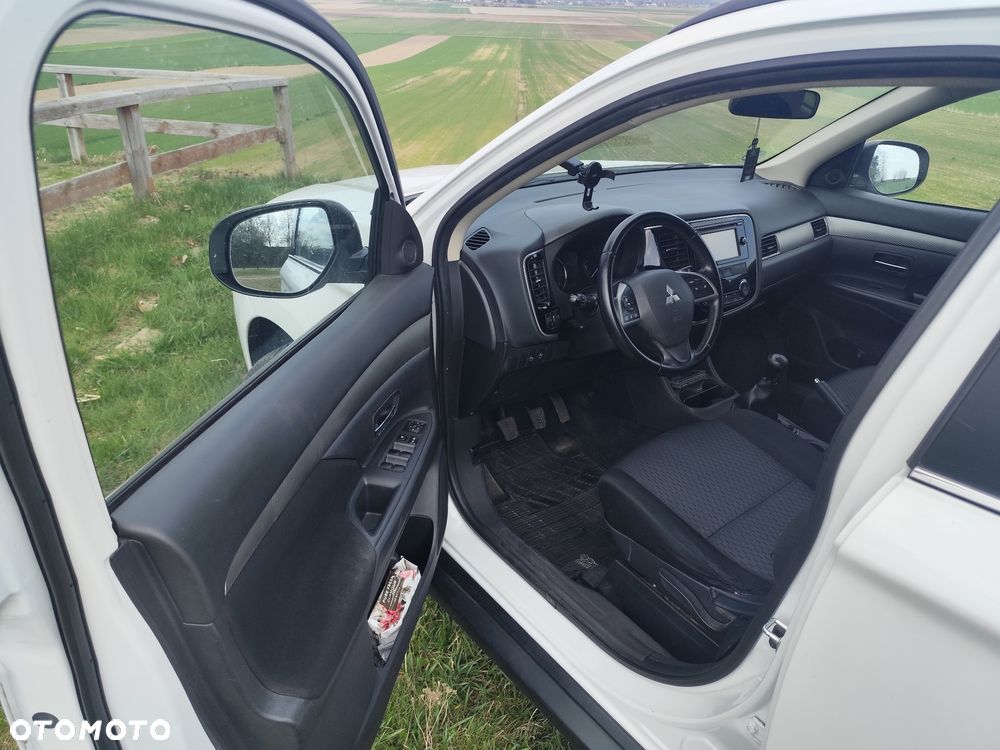 Mitsubishi Outlander 2.0 2WD - 14