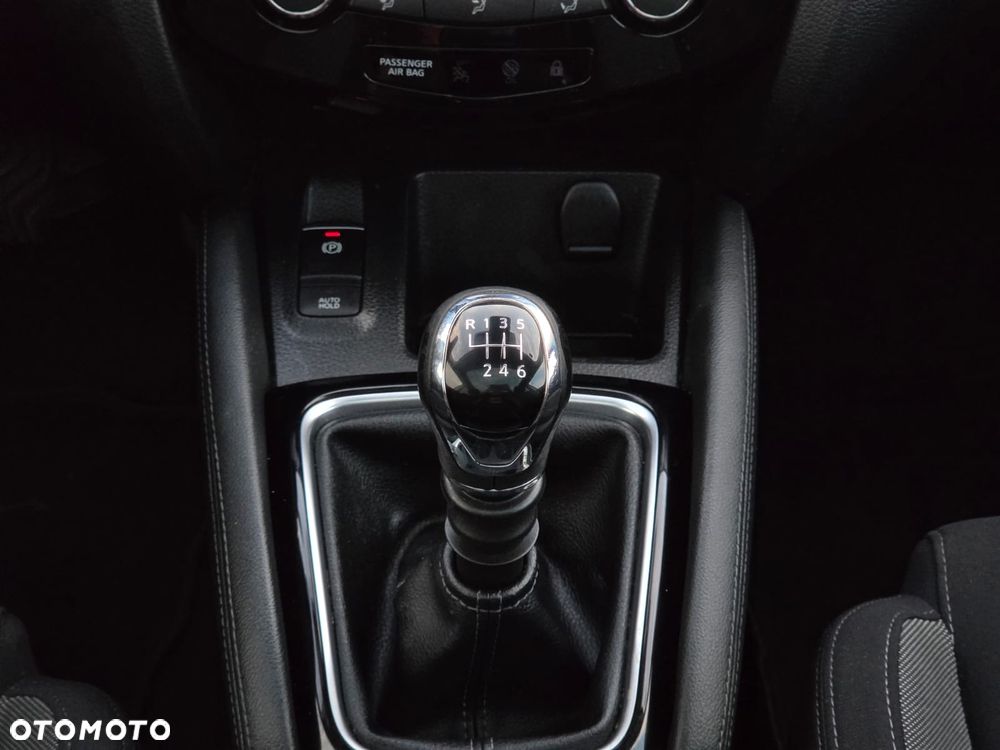 Nissan Qashqai 1.2 DIG-T N-Connecta - 21