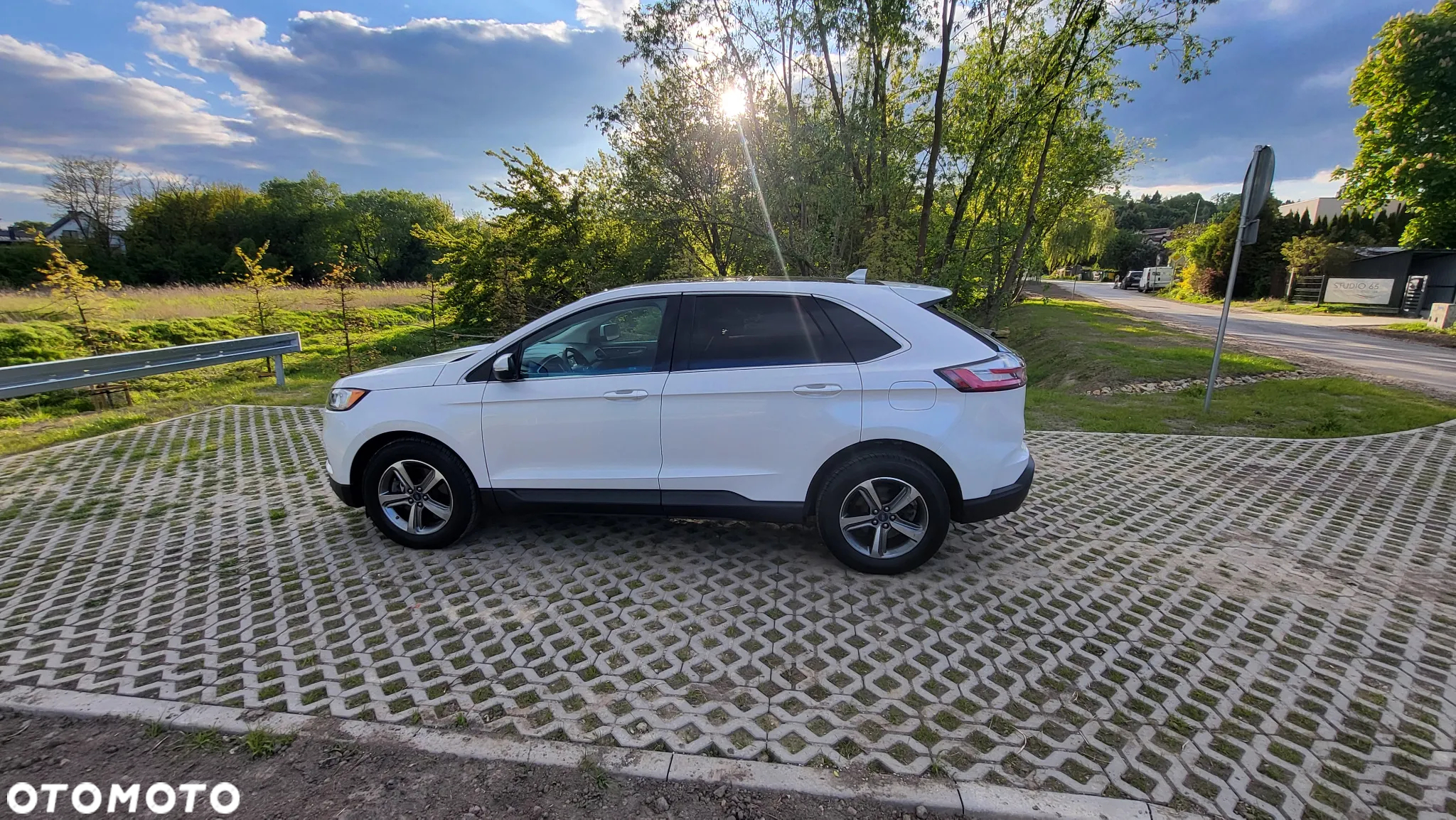 Ford Edge - 17