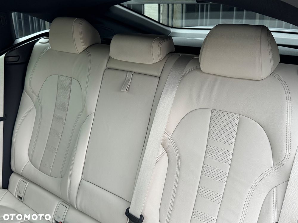 BMW X6 - 24