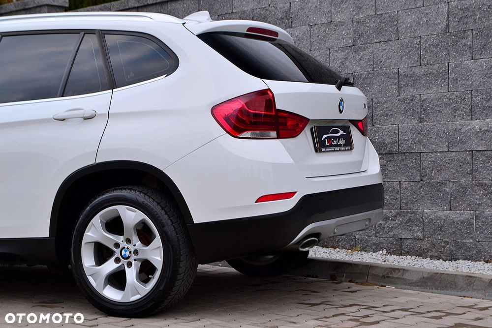 BMW X1 sDrive18d xLine - 13