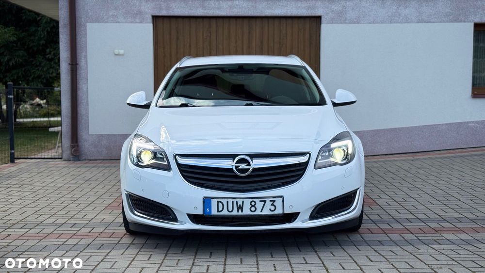 Opel Insignia 2.0 CDTI 4x4 Automatik Sport - 2