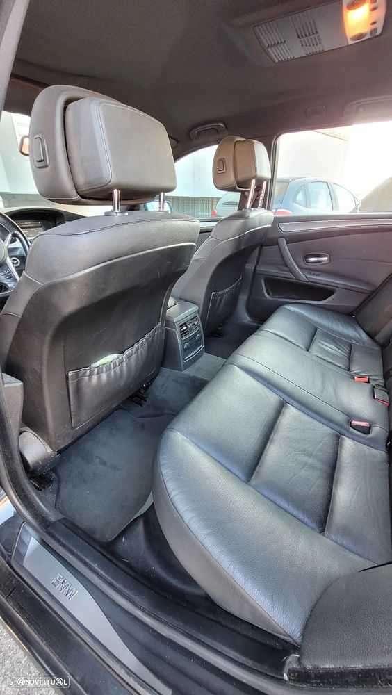 BMW 520 dA Touring - 25