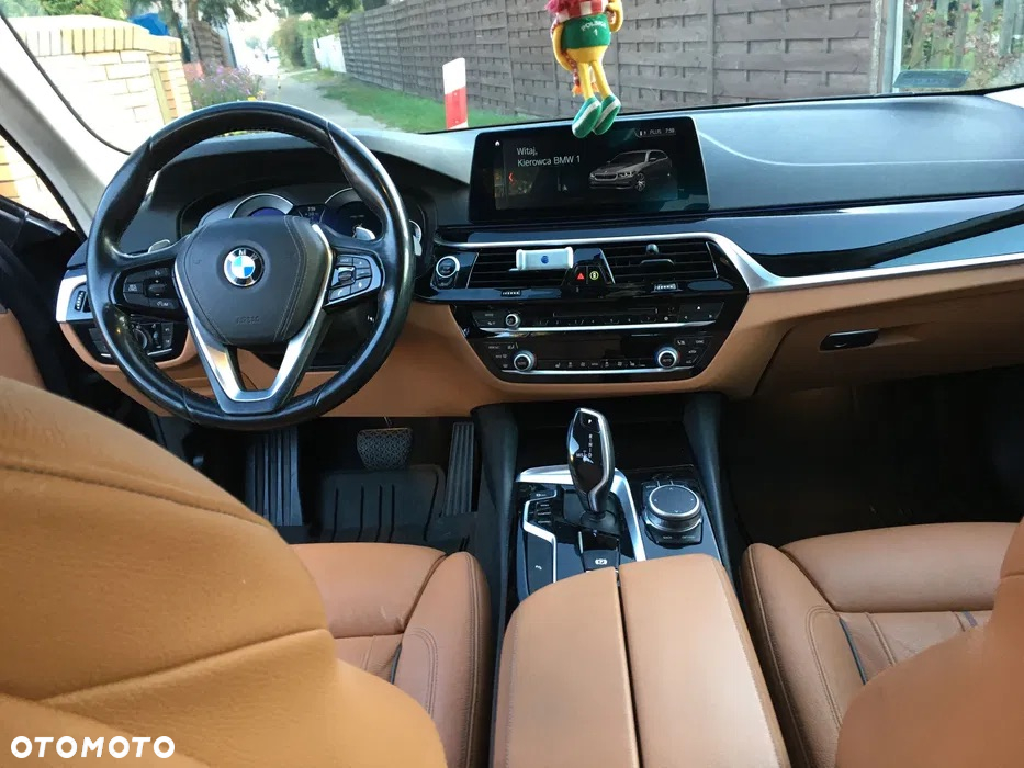 BMW Seria 5 520d Luxury Line sport - 6