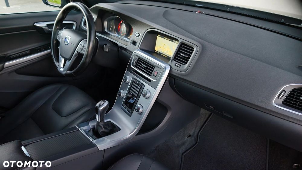 Volvo S60 D4 Summum - 19
