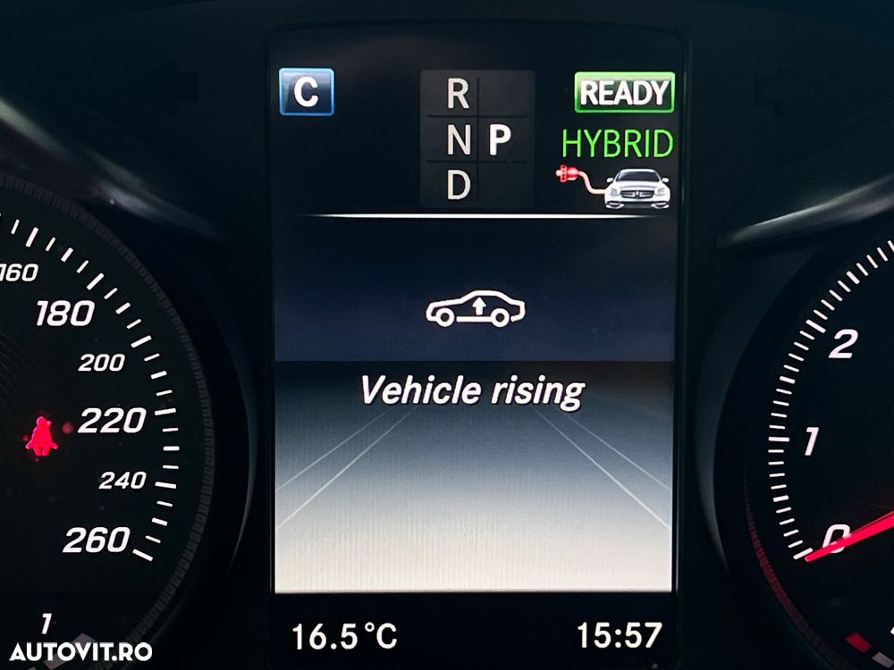 Mercedes-Benz C 350 e 7G-TRONIC AMG Line - 29