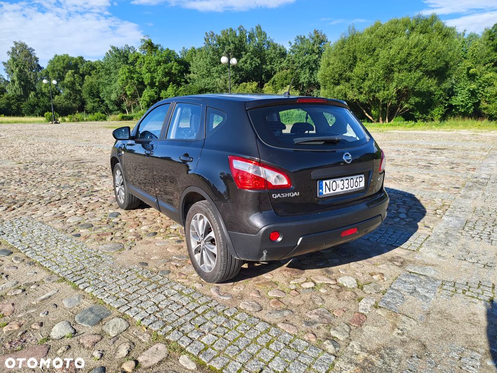 Nissan Qashqai 1.6 dCi 4x4 360 S&S - 4