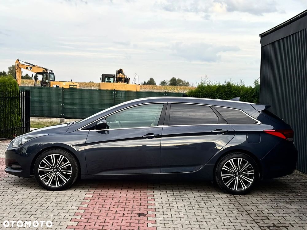 Hyundai i40 Kombi 1.7 CRDi DCT Premium - 12