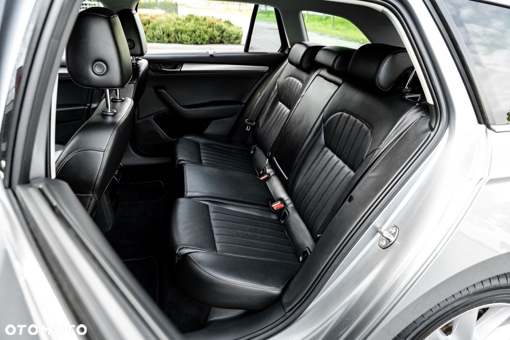 Skoda Superb 2.0 TDI 4x4 L&K DSG - 21
