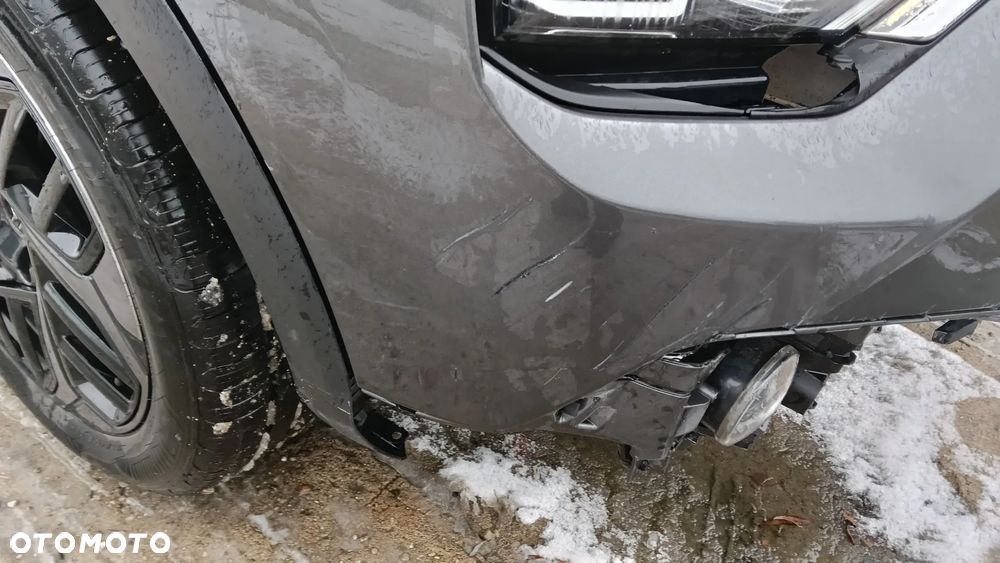 Citroën C4 BlueHDi 130 Stop&Start EAT8 FEEL PACK - 13