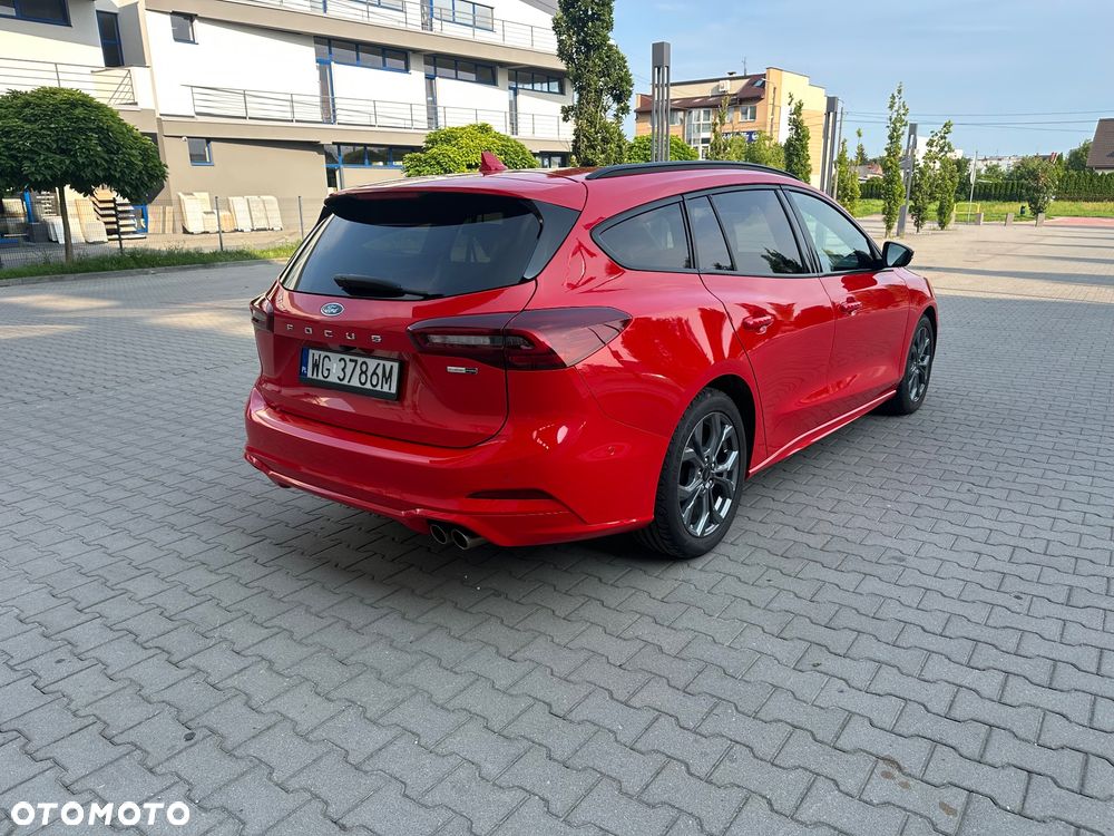 Ford Focus 1.0 EcoBoost Hybrid ST-LINE - 6