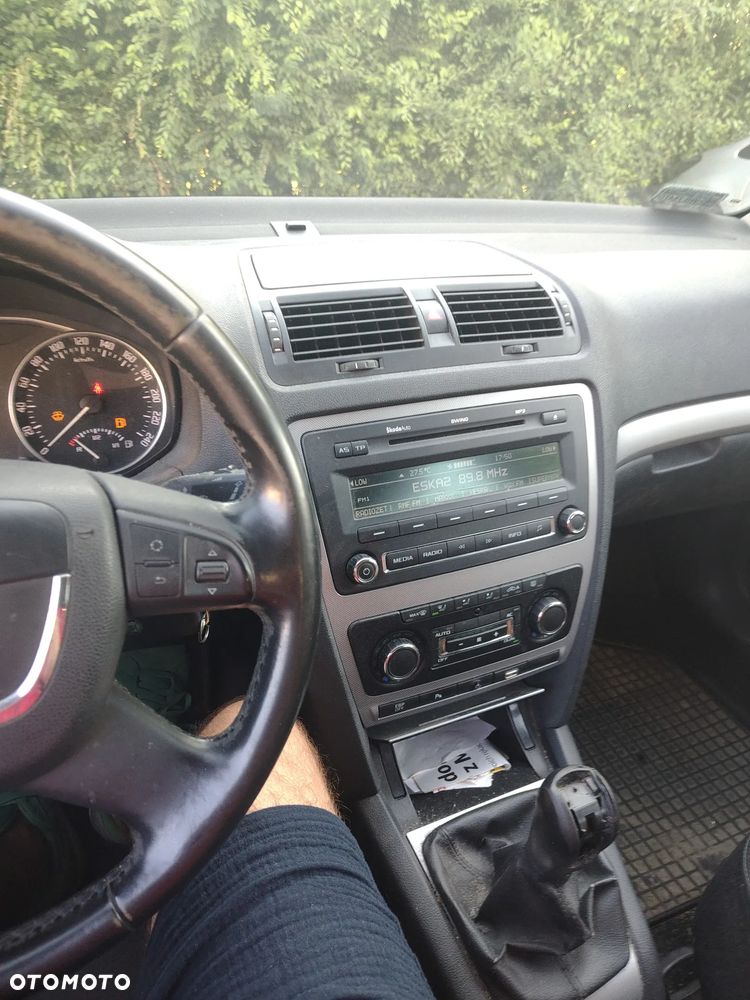 Skoda Octavia 2.0 TDI DPF Ambiente - 7
