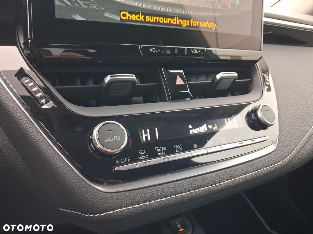 Toyota Corolla 1.8 Hybrid Style - 28