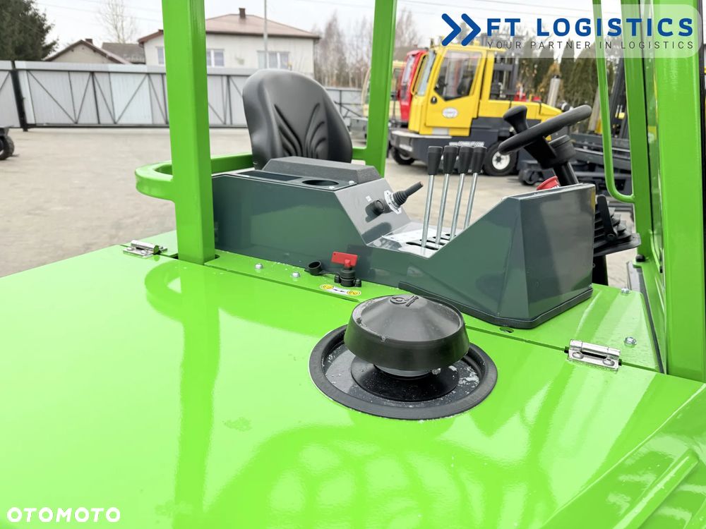 Combilift WÓZEK CZTEROKIERUNKOWY - WIELOKIERUNKOWY | COMBILIFT CB3000 | DIESEL | TRIPLEX 5500MM | POZYCJONER WIDEŁ | PRZESUW WIDEŁ | WOLNY SKOK | STAN IDEALNY | Szeroka oferta wózków czterokierunkowych i bocznych, dopasowanych do różnorodnych potrzeb i zastosowań - 22