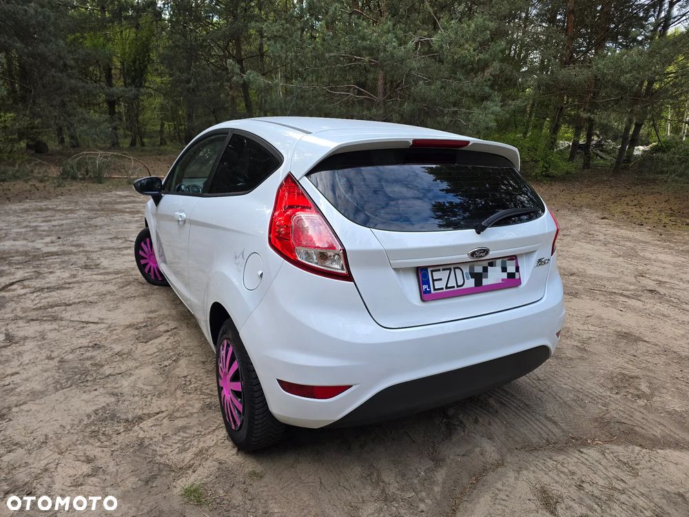 Ford Fiesta 1.25 Champions Edition - 21