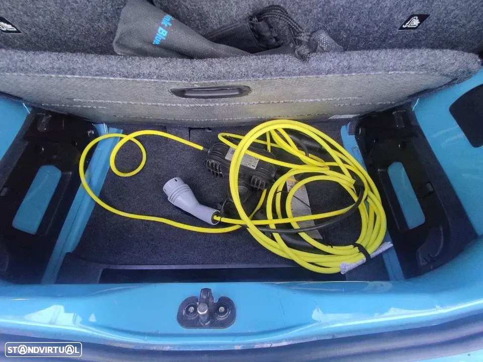 VW e-Up! Confort - 17