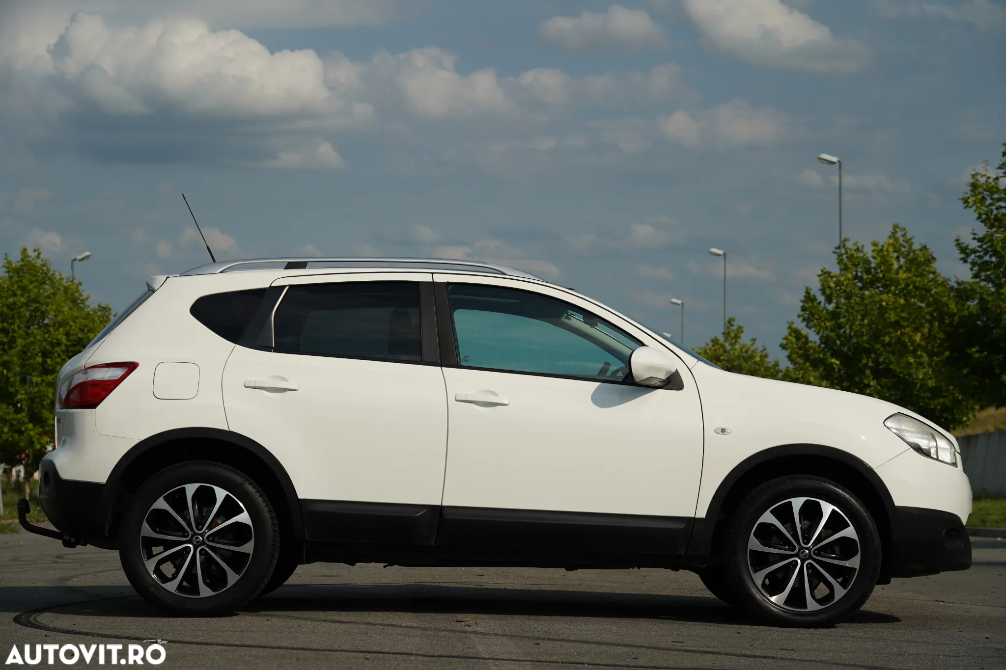 Nissan Qashqai 1.6 DCI 4 x 4 DPF Start/Stop 360 - 12