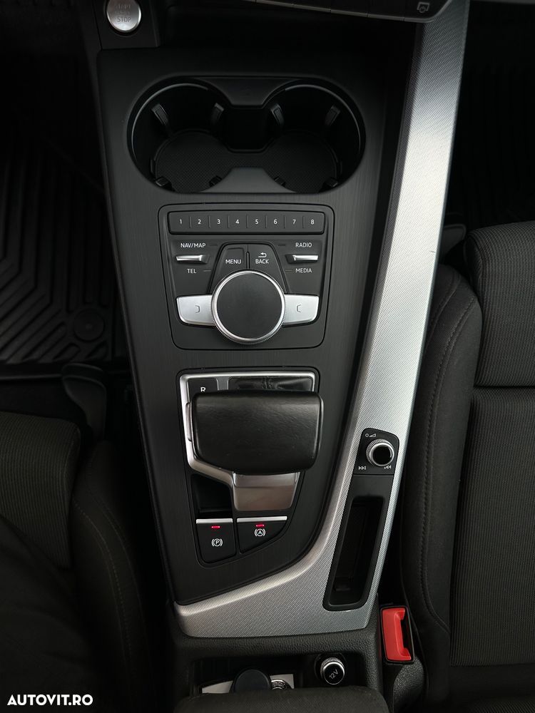 Audi A4 Avant 2.0 TDI S tronic Sport - 22