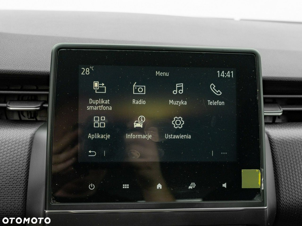 Renault Clio 1.0 TCe Equilibre - 23