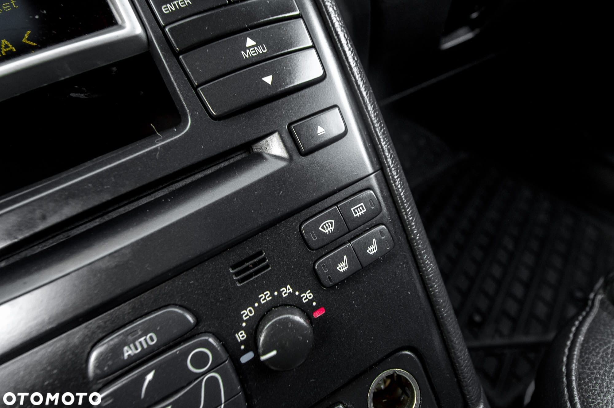 Volvo XC 90 2.4 D5 - 20