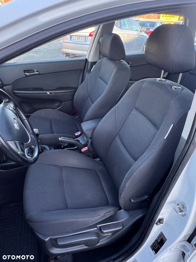 Hyundai i30 1.6 CRDi Comfort - 6