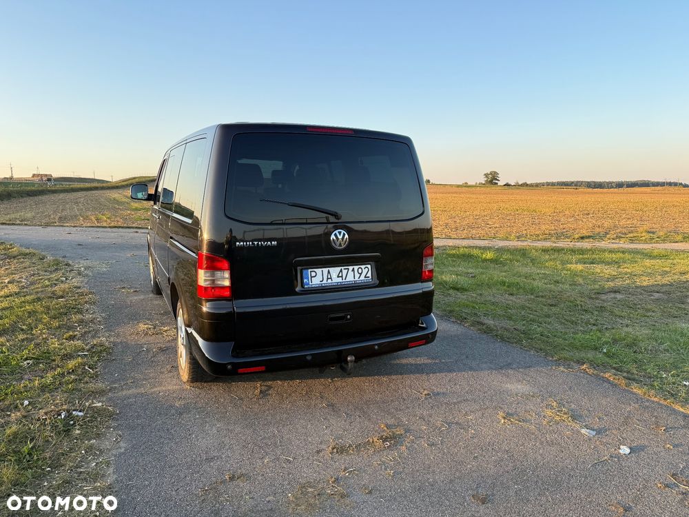 Volkswagen Multivan - 5