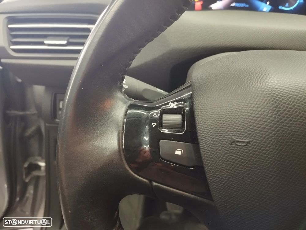 Peugeot 308 1.5 BlueHDi Style - 16