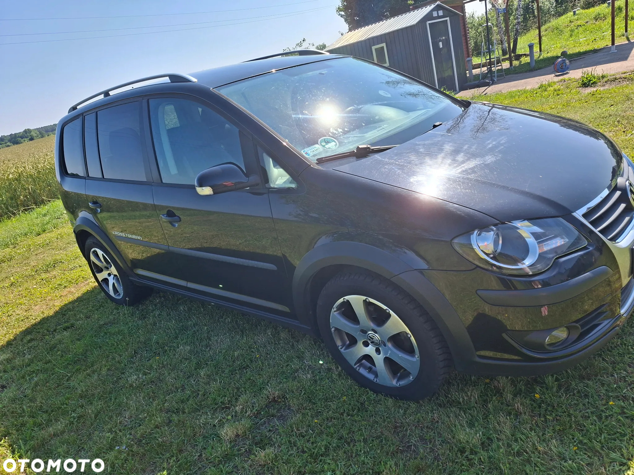 Volkswagen Touran 2.0 TDI Highline - 2