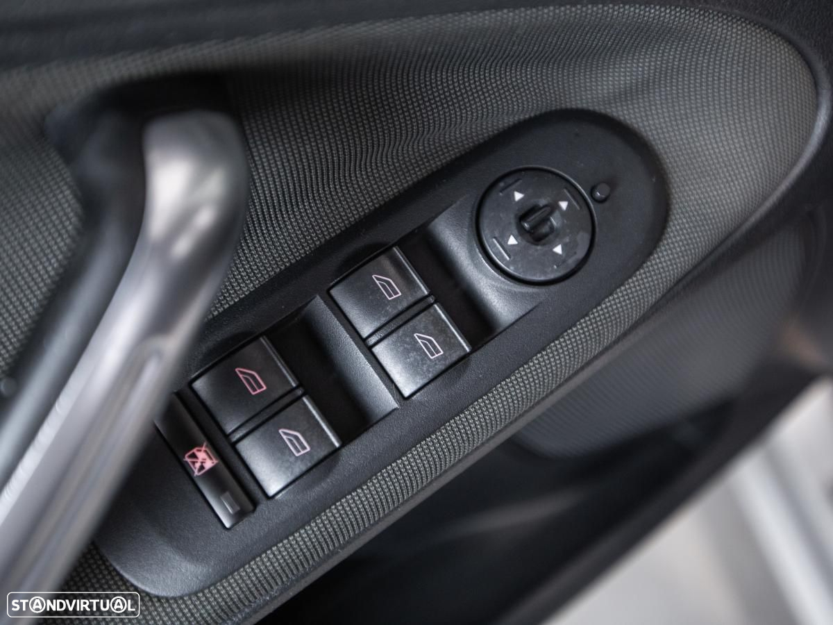 Ford S-Max - 14
