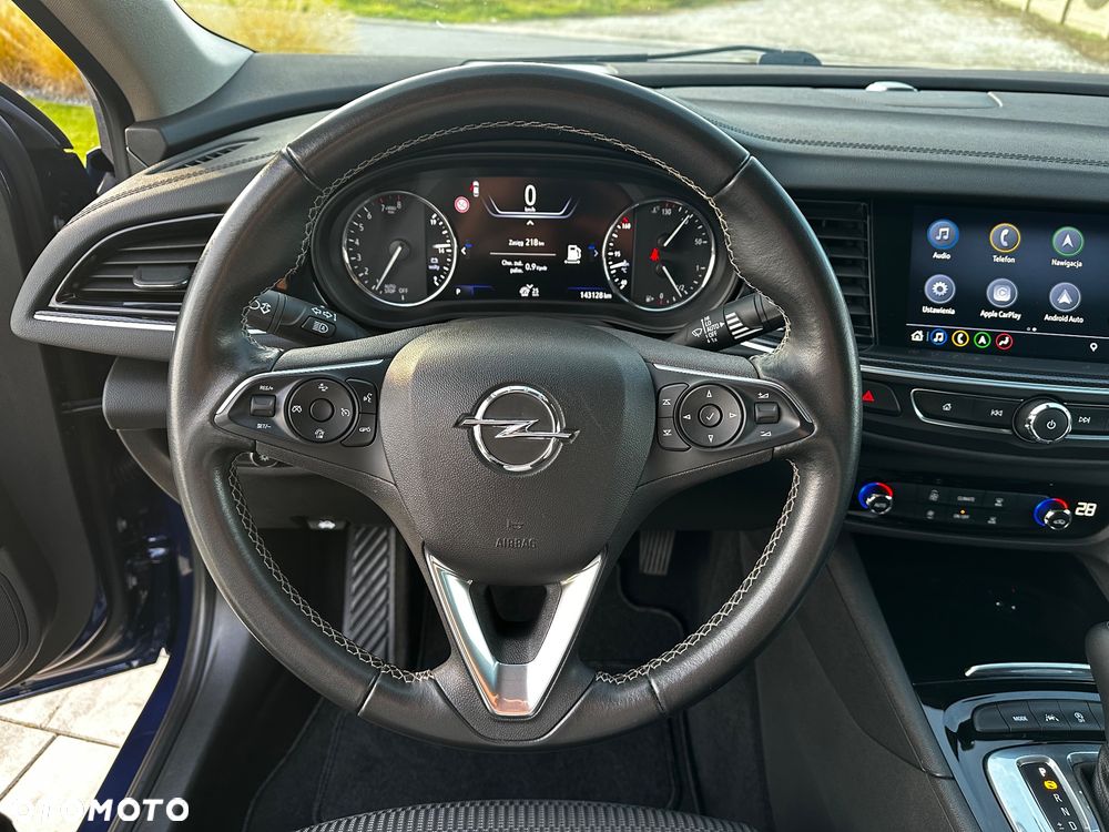Opel Insignia - 35
