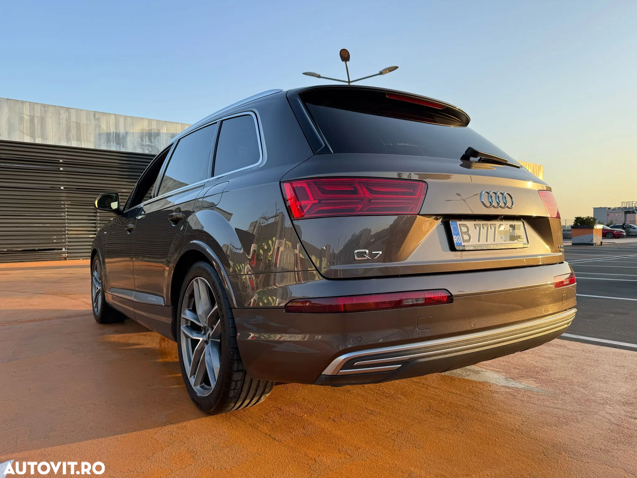 Audi Q7 - 3