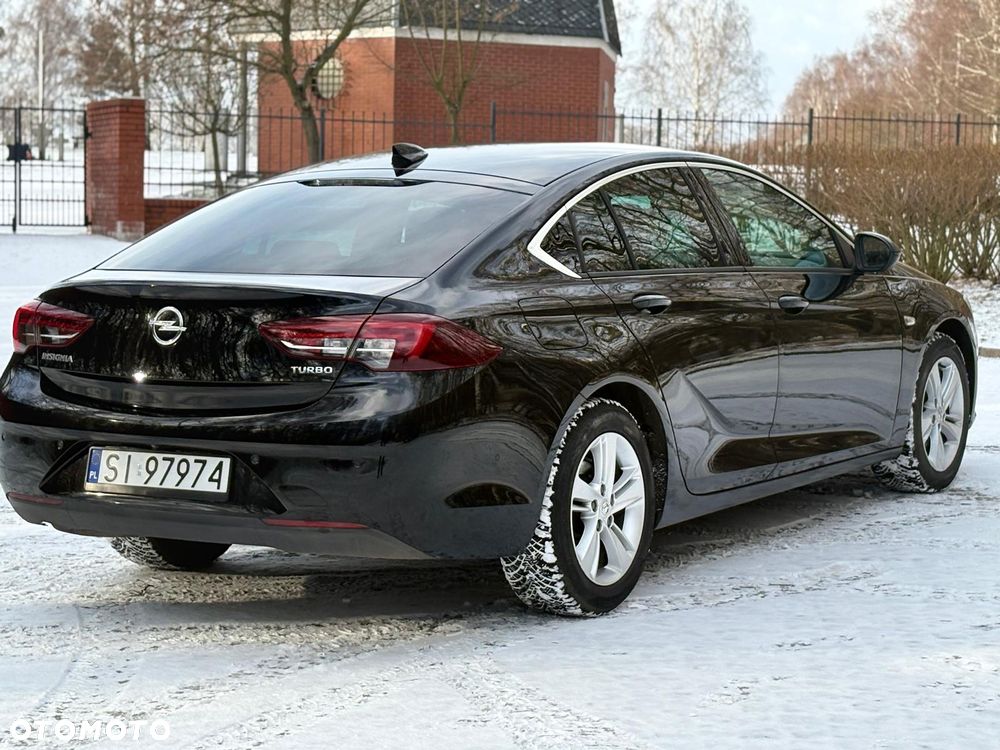 Opel Insignia - 17
