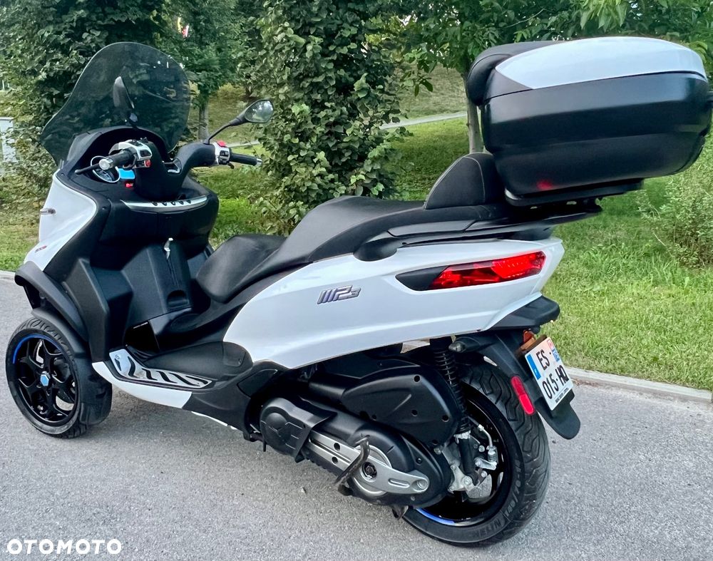 Piaggio MP-3 - 6