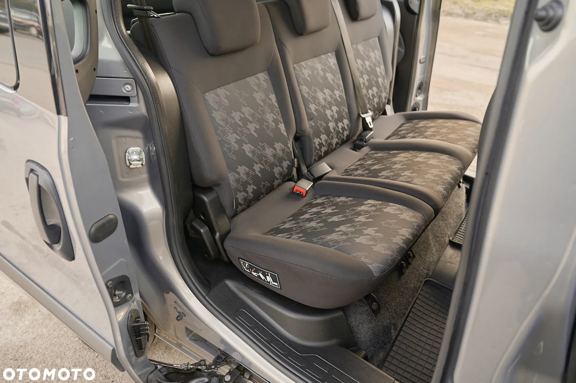 Opel Combo Tour 1.4 Enjoy Eu6 - 32