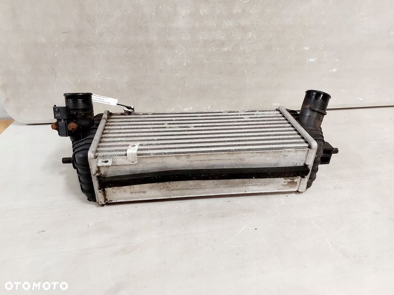 hyundai i40 1.7 crdi chłodnica powietrza intercooler 39300-84400 - 2
