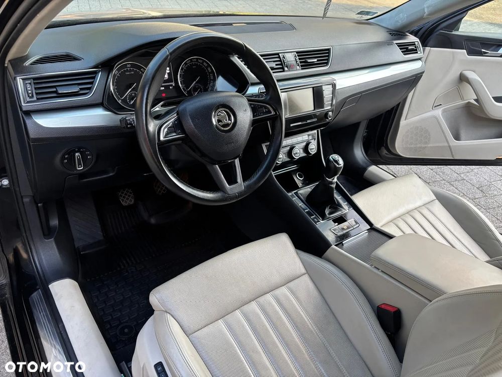 Skoda Superb 2.0 TDI L&K - 28