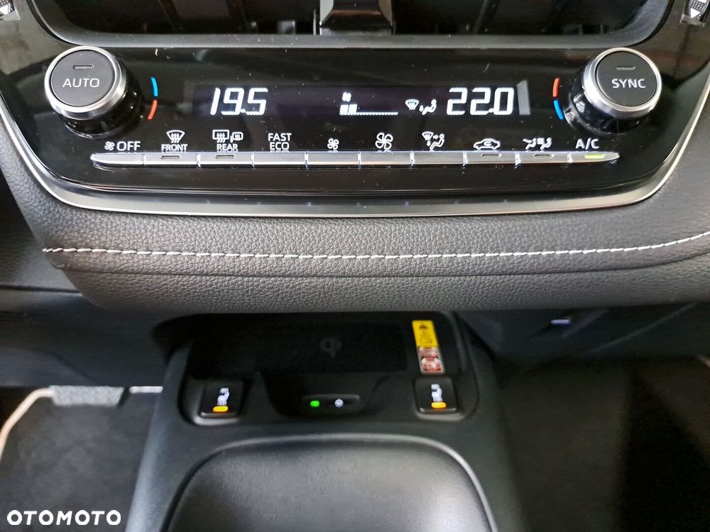 Toyota Corolla 1.8 Hybrid Comfort - 27