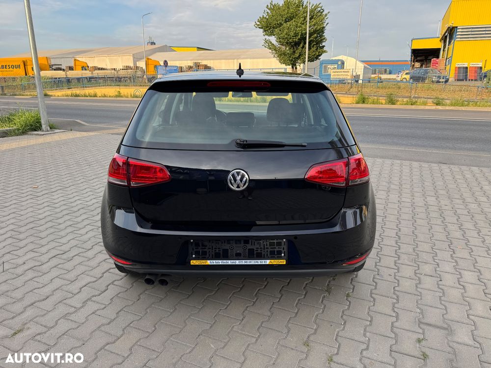 Volkswagen Golf 2.0 BlueTDI DSG Comfortline - 23