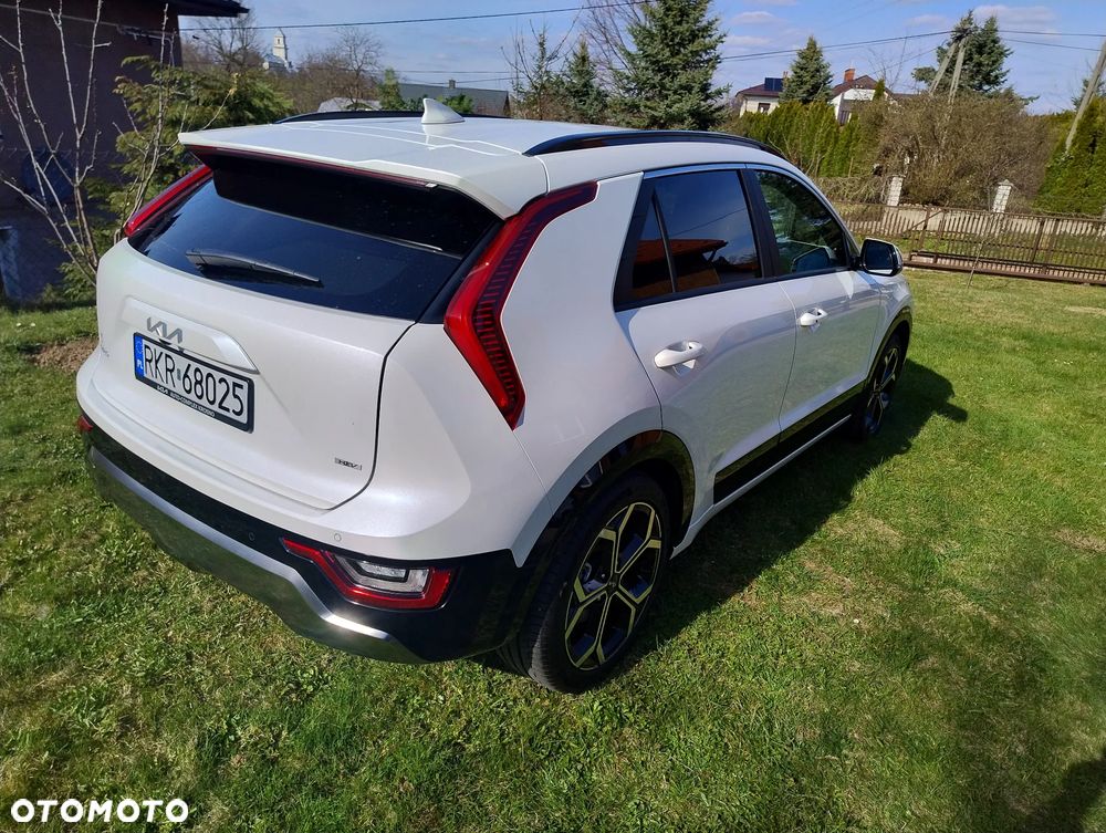 Kia Niro 1.6 GDI Hybrid Business Line - 30