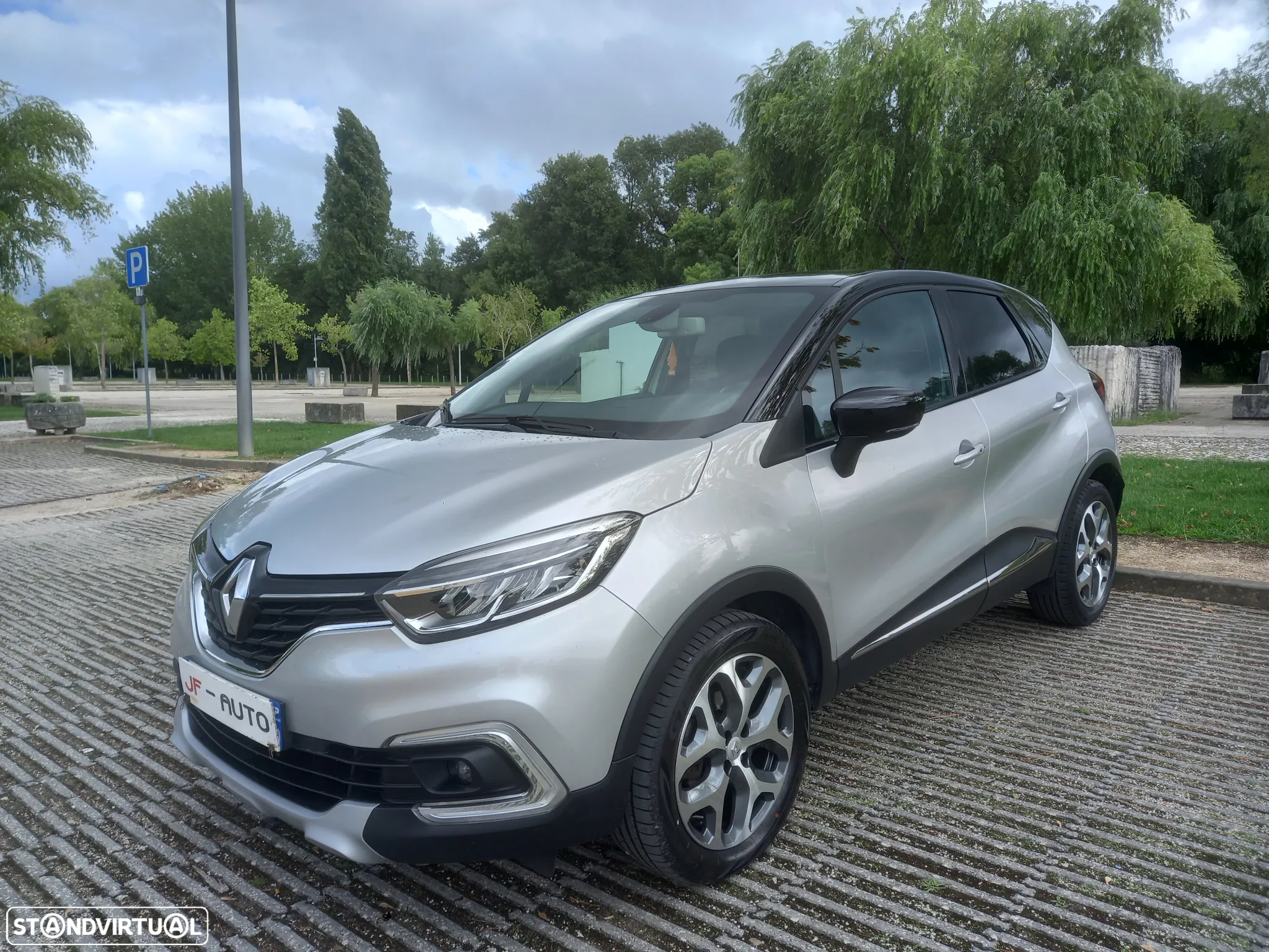 Renault Captur 0.9 TCE Exclusive - 10